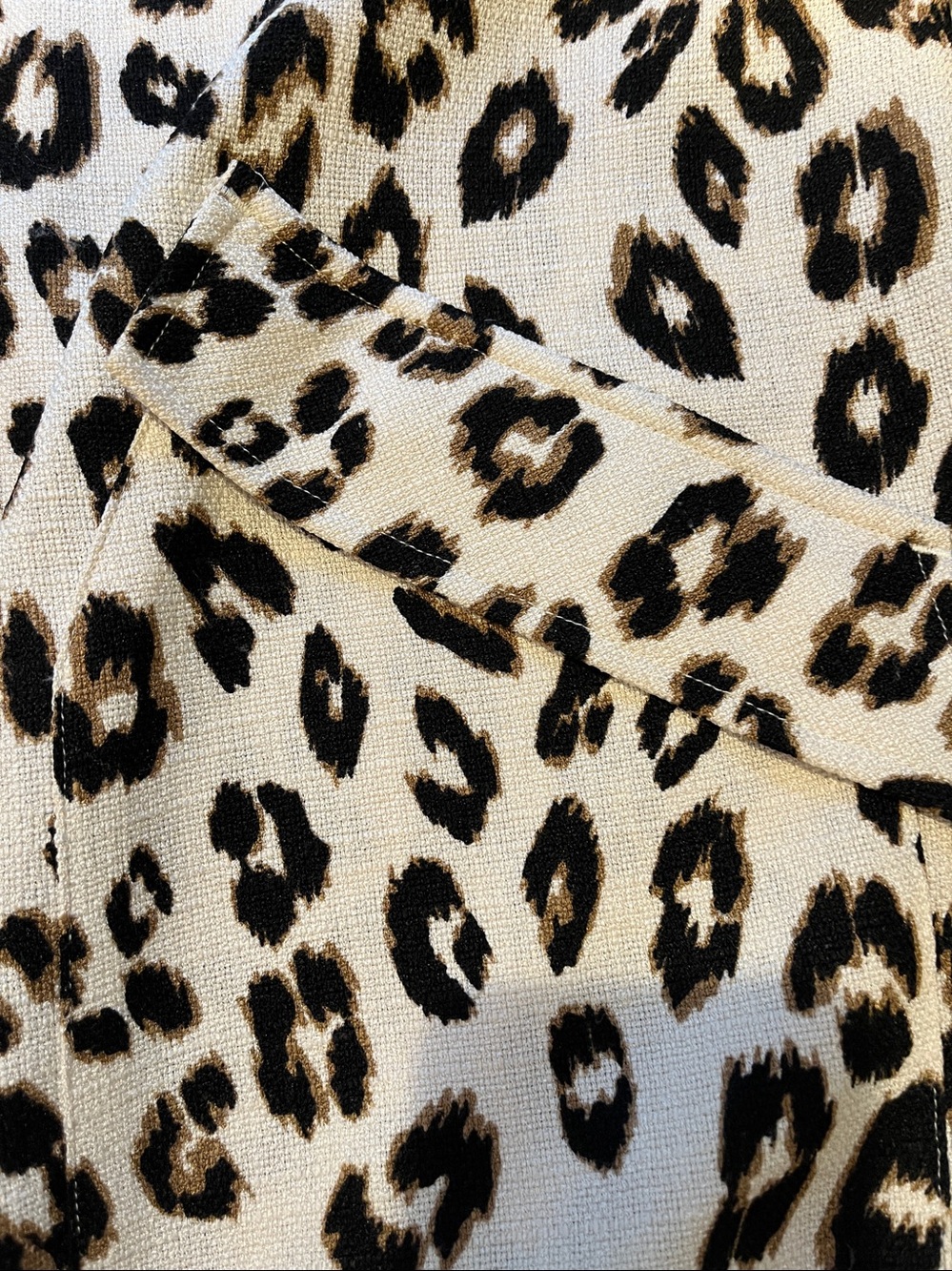 Chicos Animal Print Bomber Jacket. Size 2 = 12/14 - Picture 5 of 11